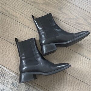 Vagabond Black Ankle Boots
